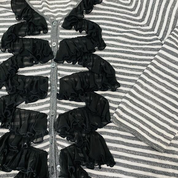 Doncaster Gray White Stripe Zig Zag Silk Trim Button Down Silk Cardigan Plus 3W - Picture 6 of 10